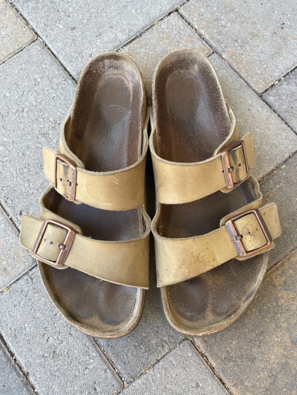 Men’s Birkenstock Arizona Double-Buckle Sandals in Light Tan